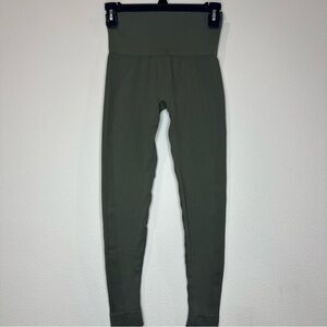 Set Active Sculptflex Cropped Leggings in Willow Green Women’s S/M